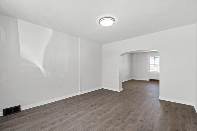 Building Photo - SECURE your spot TODAY and ENJOY $250 OFF ...