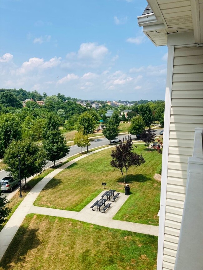 Well-appointed Furnished Rental- Perfect for Professionals- Near shops & restaurants - Well-appointed Furnished Rental- Perfect for Professionals- Near shops & restaurants Apartment