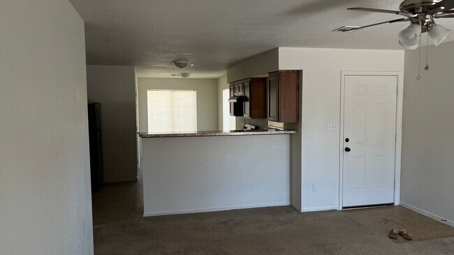 Foto del edificio - DESERT SANDS