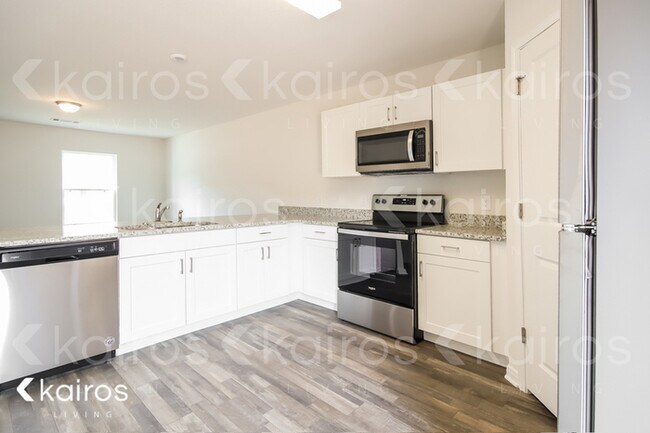 Foto del edificio - 15569 Briar Forest Dr.