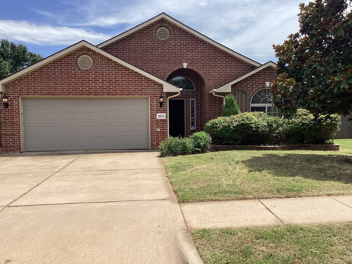 Foto principal - 1824 NW 172nd St