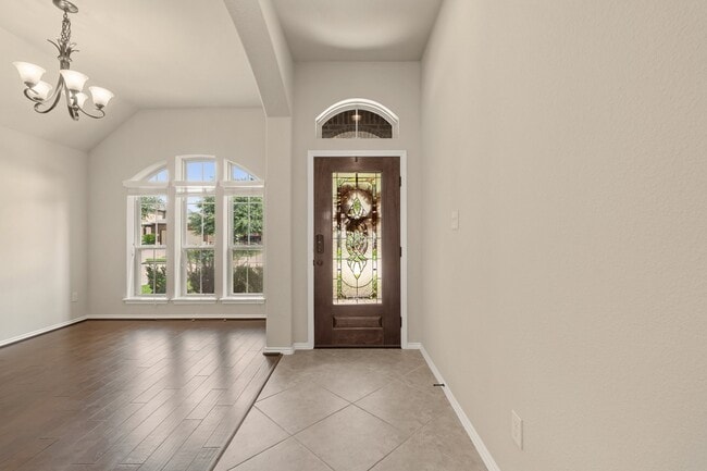 Building Photo - 4211 Ponderosa Hills Ln