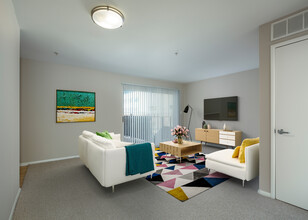 1537 7th Affordable Santa Monica Apartments photo'