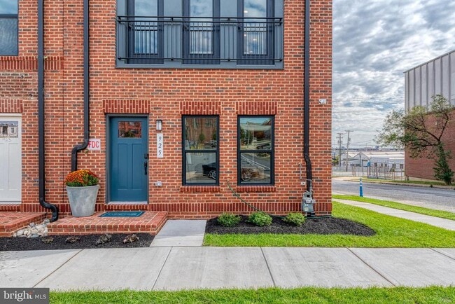 Foto del edificio - 917 Grundy St