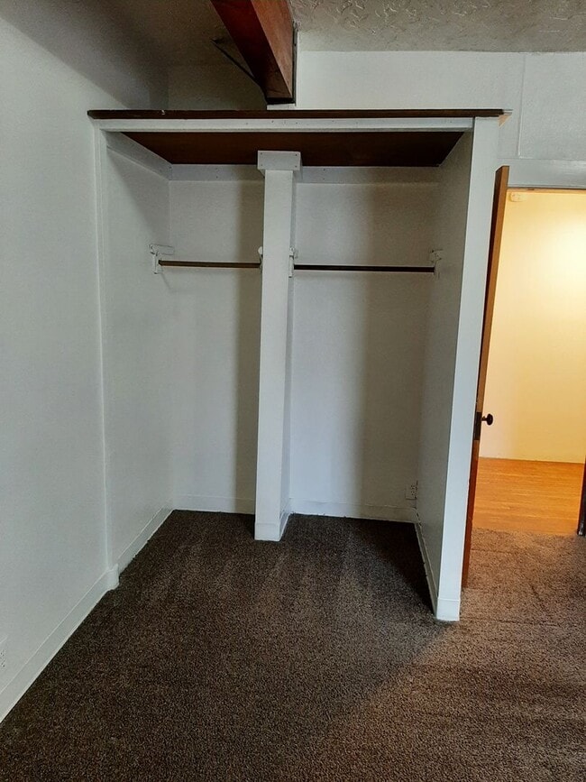 Foto del edificio - (1614 8th Ave)