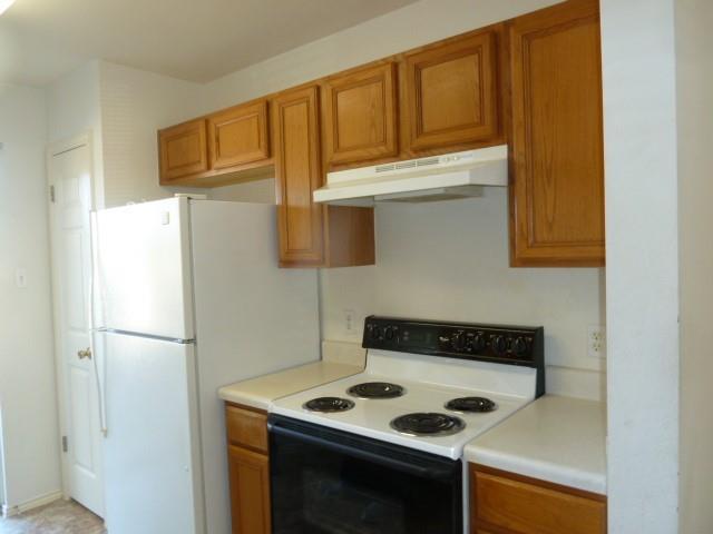 Building Photo - 208 Mill Creek Dr