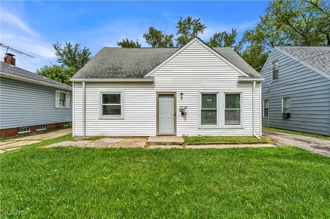 Building Photo - 12714 Bennington Ave