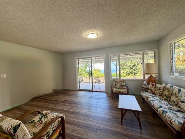 Foto del edificio - Charming 3 bedroom 2 bathroom House