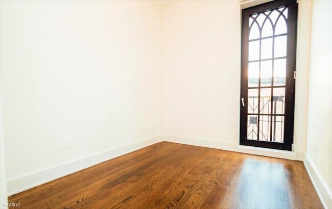 Building Photo - 2 br, 1 bath  - 1491 Broadway 3B