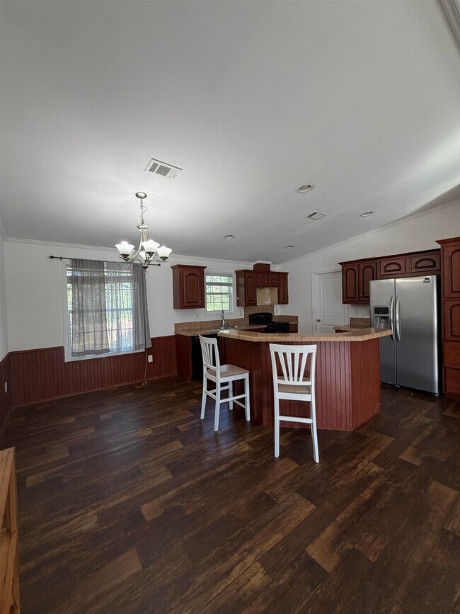 Foto del edificio - 311 E Castleshoals Dr