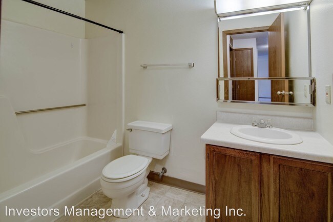 Building Photo - 1638-1638 12th St NW NW