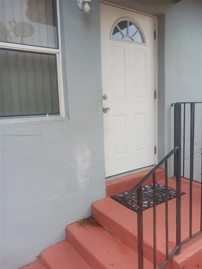 Foto del edificio - 7505 NW 2nd St