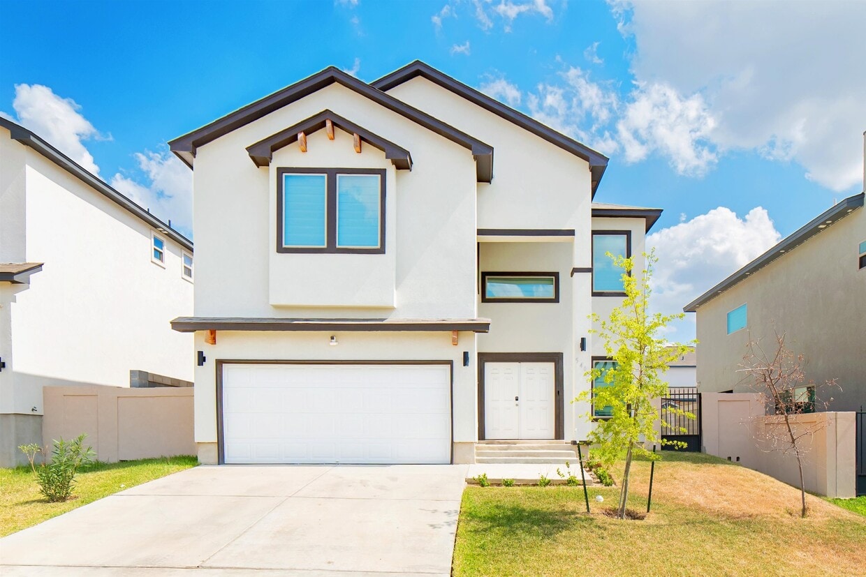 Foto principal - 5405 Jersey Dr