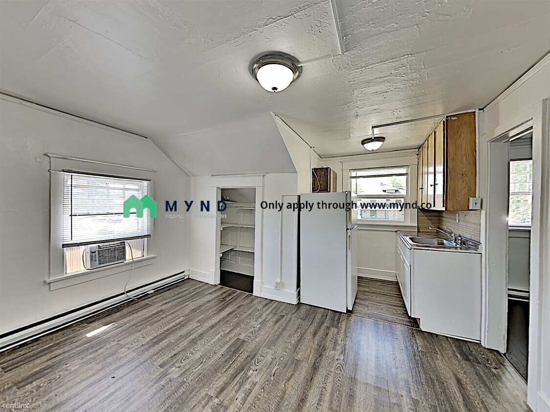 Primary Photo - 1 br, 1 bath Apartment - 201 N 7th St Apt 3