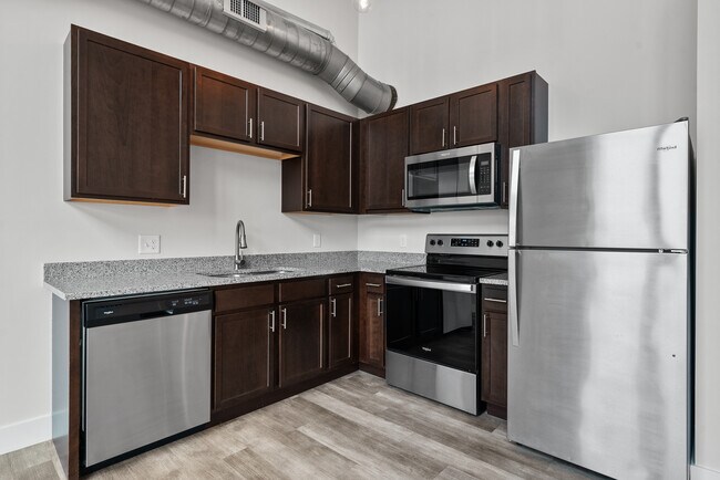 Loft 101 - The Ave