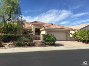 Building Photo - 37339 Skycrest Rd
