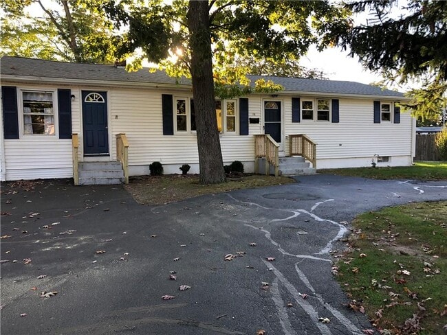 Building Photo - 170 Shannon Dr