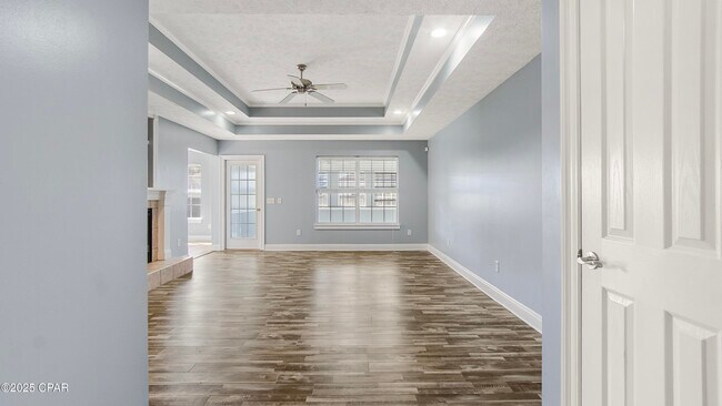 Foto del edificio - 4806 McCall Ln