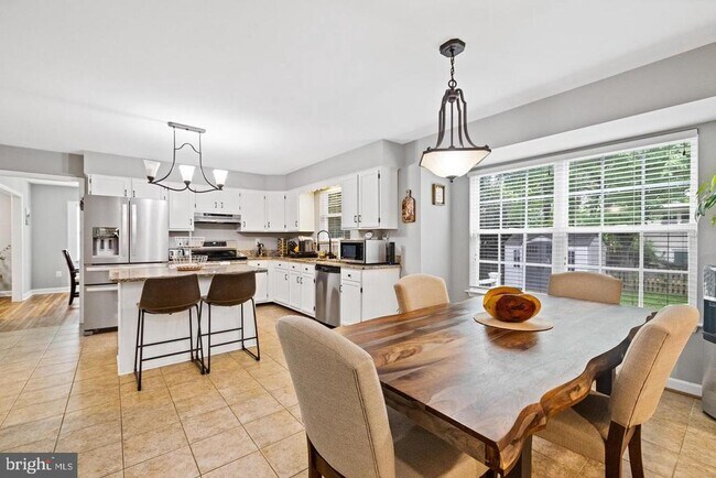 Foto del edificio - 7014 Allington Manor Cir E