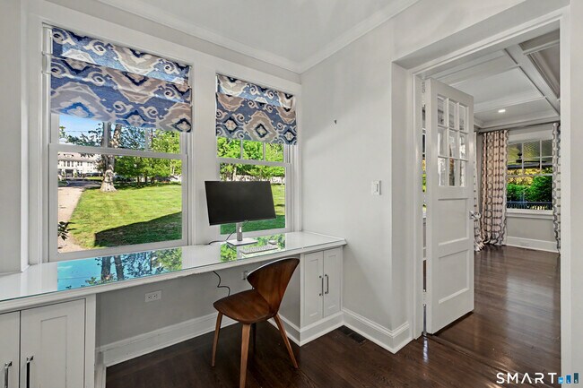Foto del edificio - 30 Brookridge Dr
