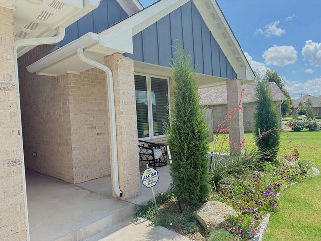 Building Photo - 6109 NW 158th St