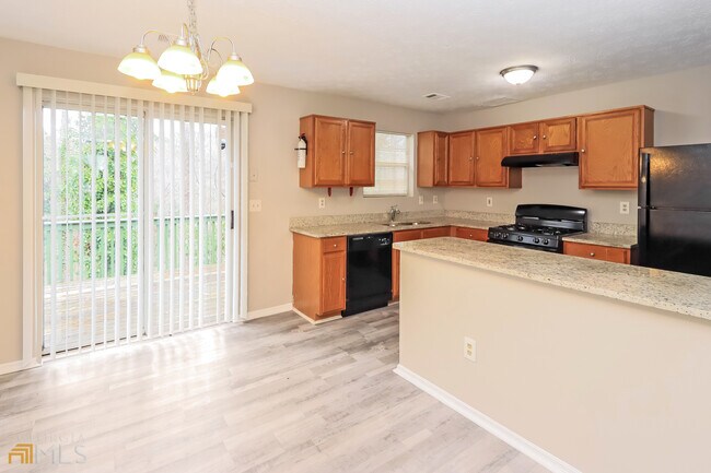 Foto del edificio - 1608 Clifton Downs Dr SE