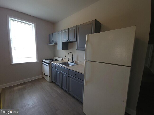 Building Photo - 5515 Haverford Ave