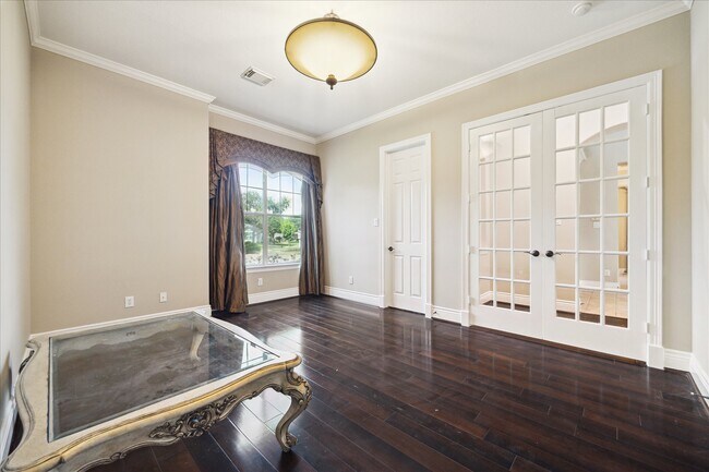 Building Photo - 5402 Oakville Ct