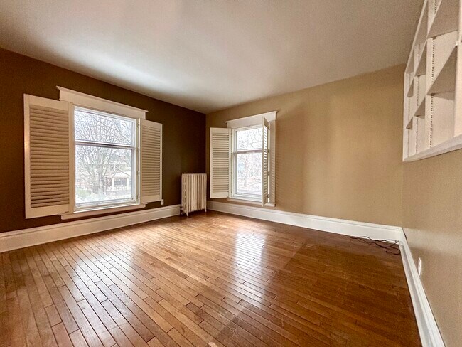 Foto del edificio - 320 Madison Ave SE