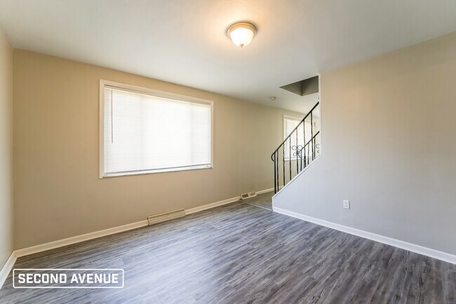 Foto del edificio - 11038 Azalea Dr