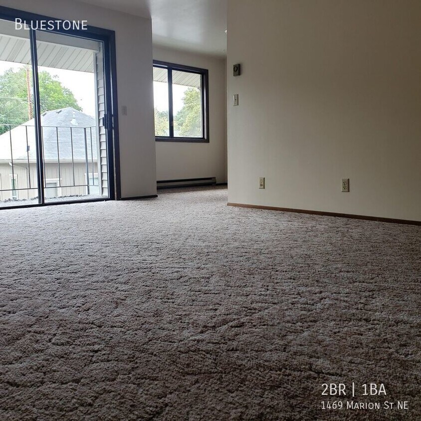 Primary Photo - 2 Bedroom Apartment in Salem (Upstairs) - ...