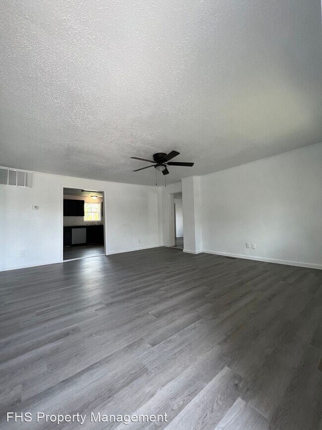 Foto del edificio - 4 br, 2 bath House - 939 N Brown