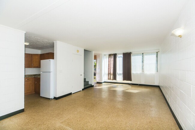 Building Photo - 1192 Hoola Pl. #12A