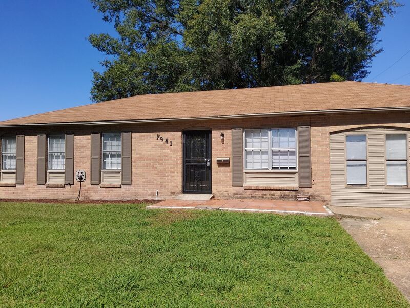 Foto principal - 7941 Newport Blvd