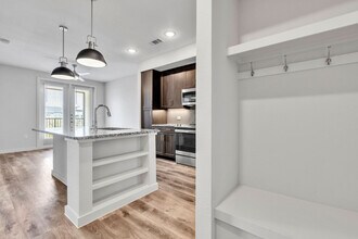 Interior Photo - Caliza Ridge