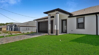 Building Photo - 1121 Hightower Ave S