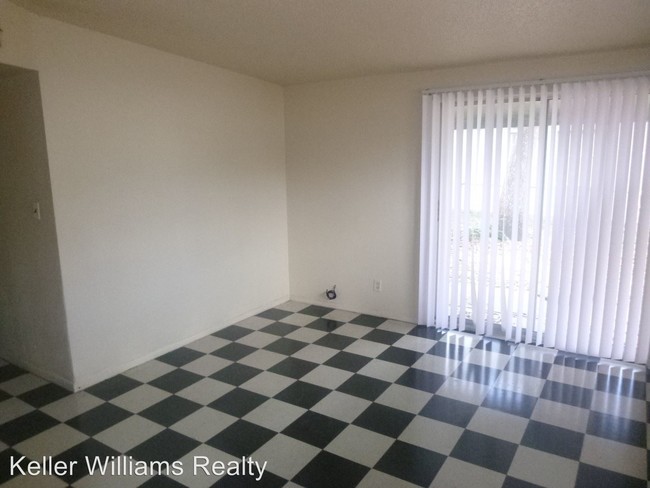 Building Photo - 4 br, 1 bath House - 1329 Windsor Way