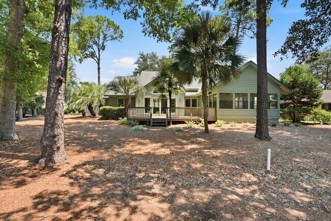 Foto del edificio - Enjoy Lowcountry living in this beautifully updated 3-Bed, 2-Bath home in Moss Creek!