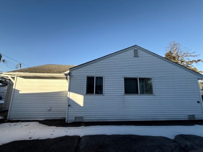 Building Photo - 4049 W 89th Pl