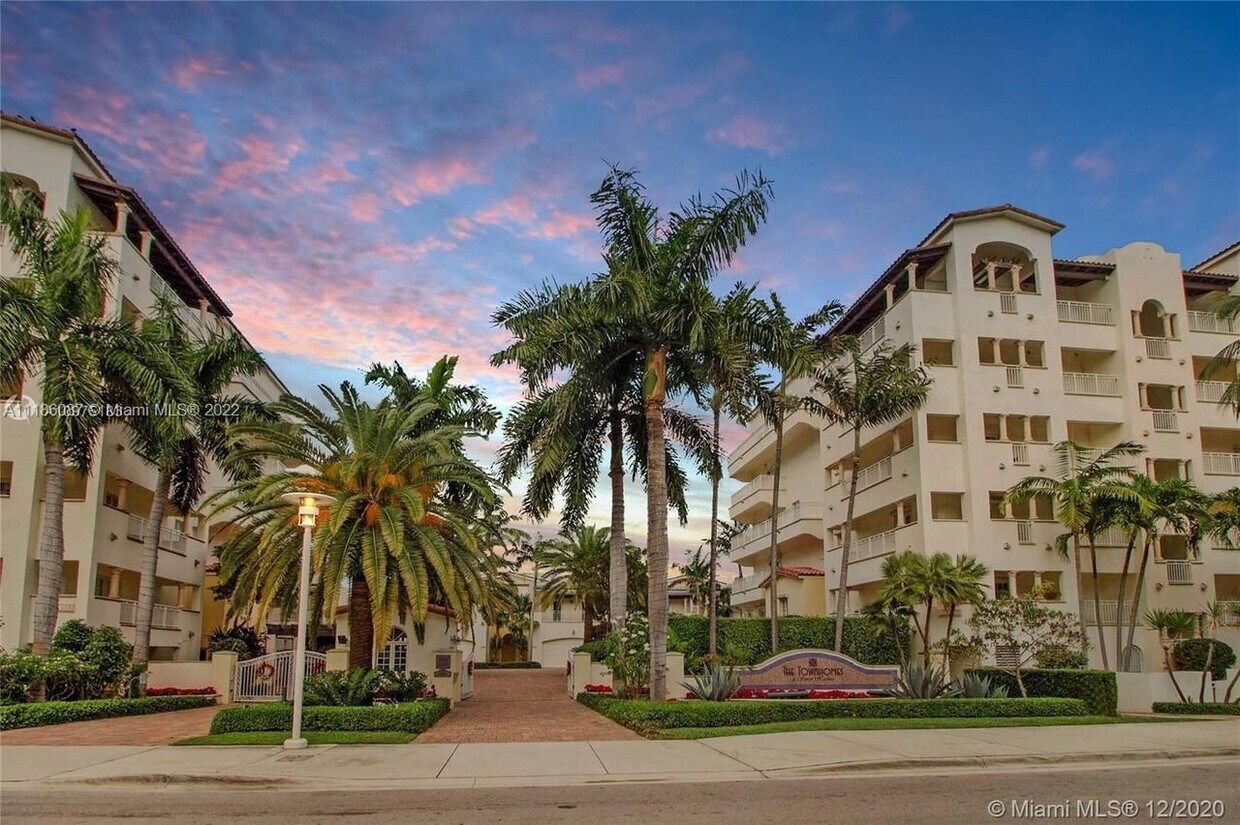 1413 20th St, Miami Beach, FL 33139 Townhouse for Rent in Miami Beach