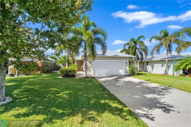 Foto del edificio - 17587 Cinquez Park Rd W