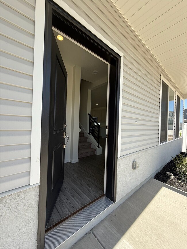 Foto del edificio - 123 E Porch St