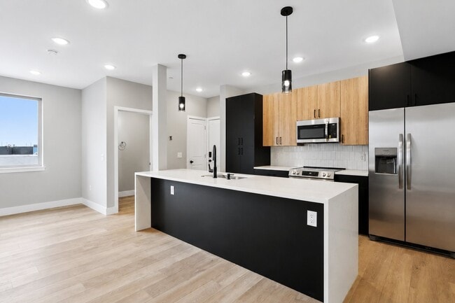 Building Photo - 1314 N Marston St