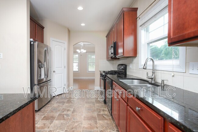 Building Photo - 1594 Cavendish Ct