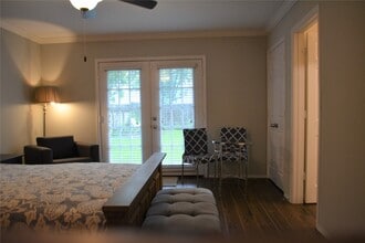 Building Photo - 5402 Queensloch Dr