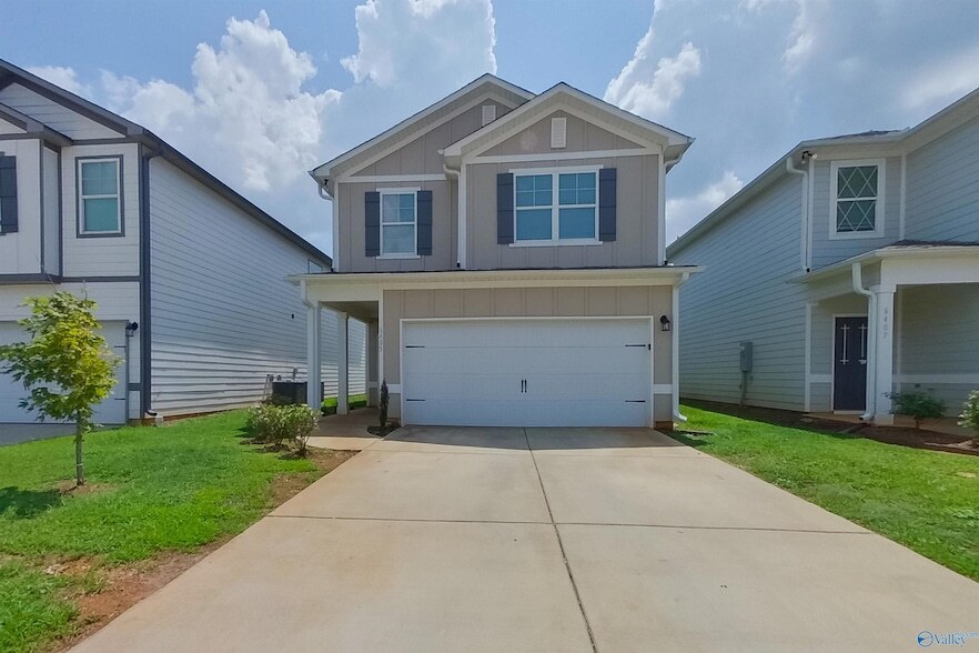 Foto principal - 6405 Upchurch Dr