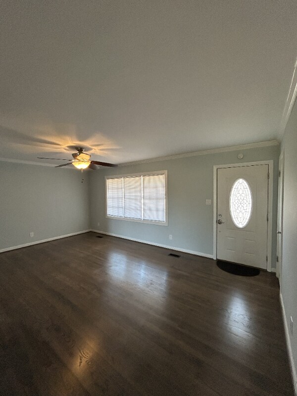 Foto del edificio - 5305 Tabor Ct