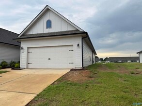 Building Photo - 12637 Whitcomb Cir