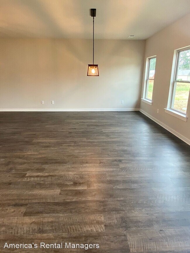 Building Photo - 3 br, 2 bath House - 170 Wolf Lane