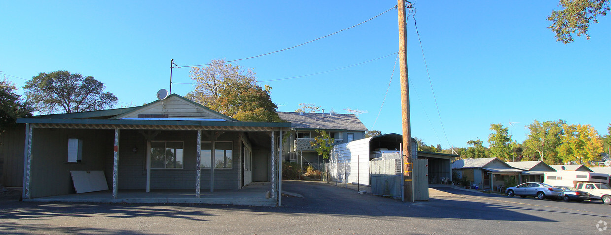 Primary Photo - Loomis Motel